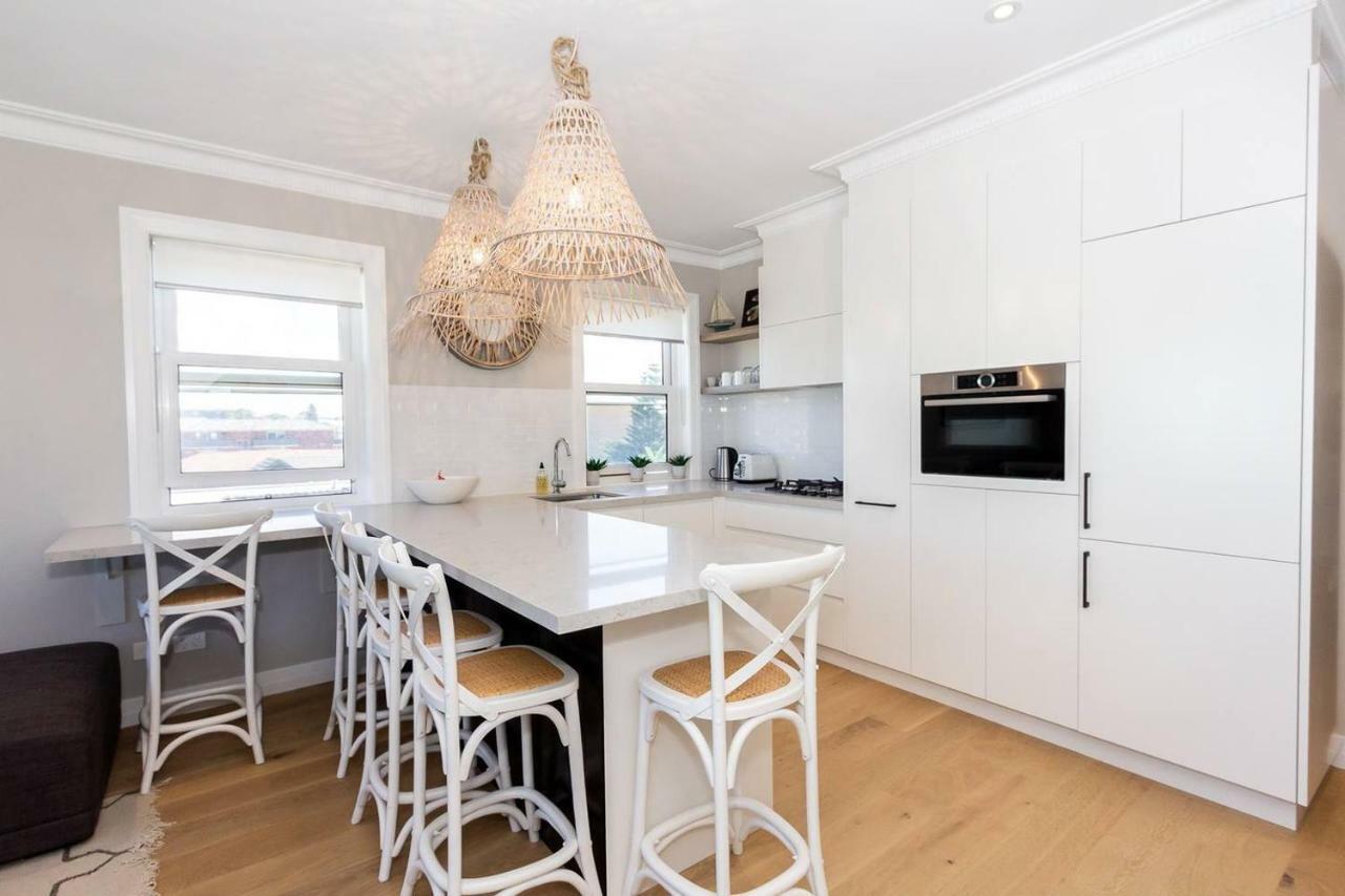 Bondi Breeze-Hosted By:L'Abode Accommodation Sidney Exterior foto